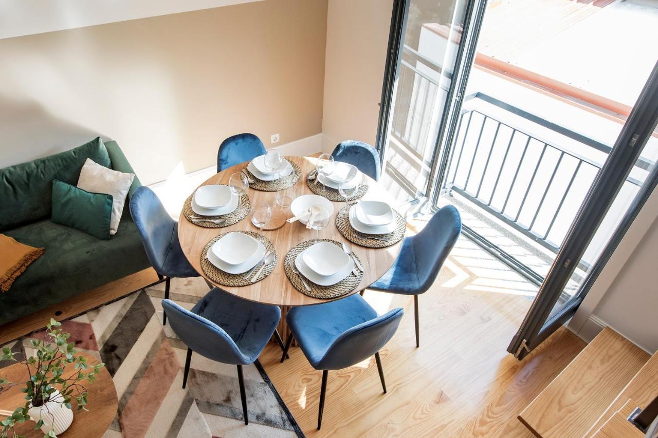 Bright 3Br Flat W/ Ac In City Center By Lovelystay بورتو المظهر الخارجي الصورة